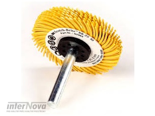 Bristle Brush Ø 75mm zrnitost 80 uchycených na stopce 6mm